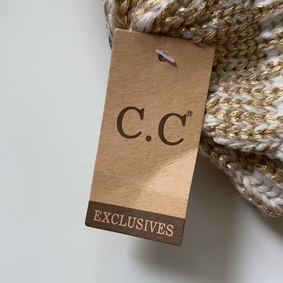 C.C hat - Picture 2 of 4